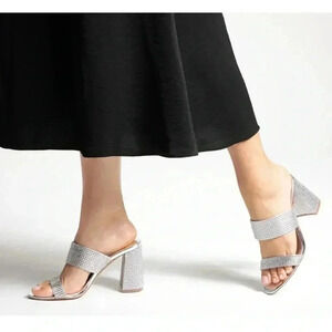 JLO Brita Rhinestones Silver Sandals Size 7M